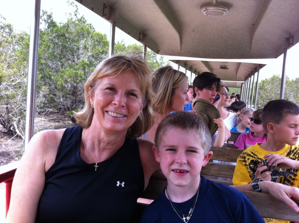 2012-04-09-25-Austin Zoo with Ian.jpg